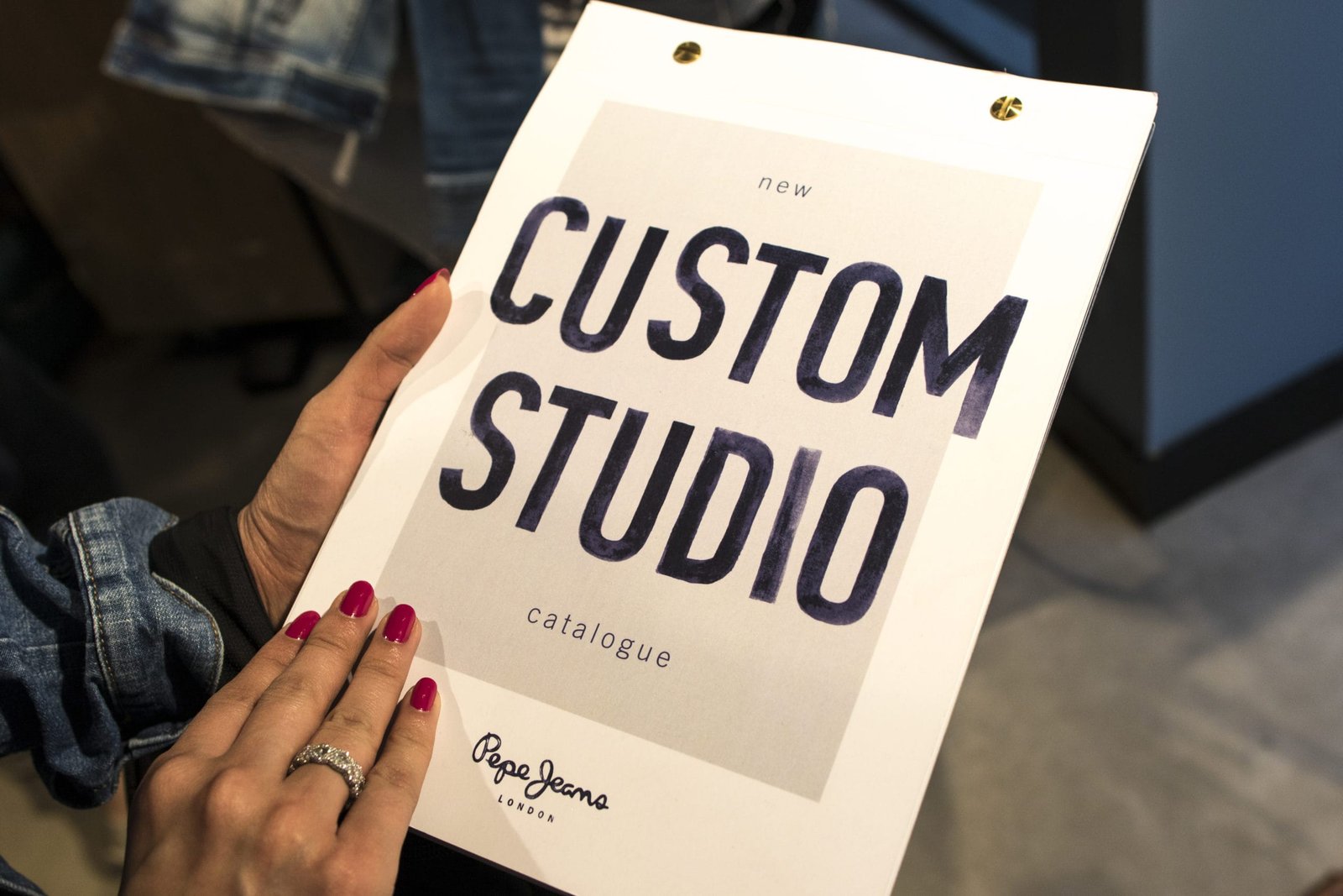 Catalogue of Pepe Jeans custom studio