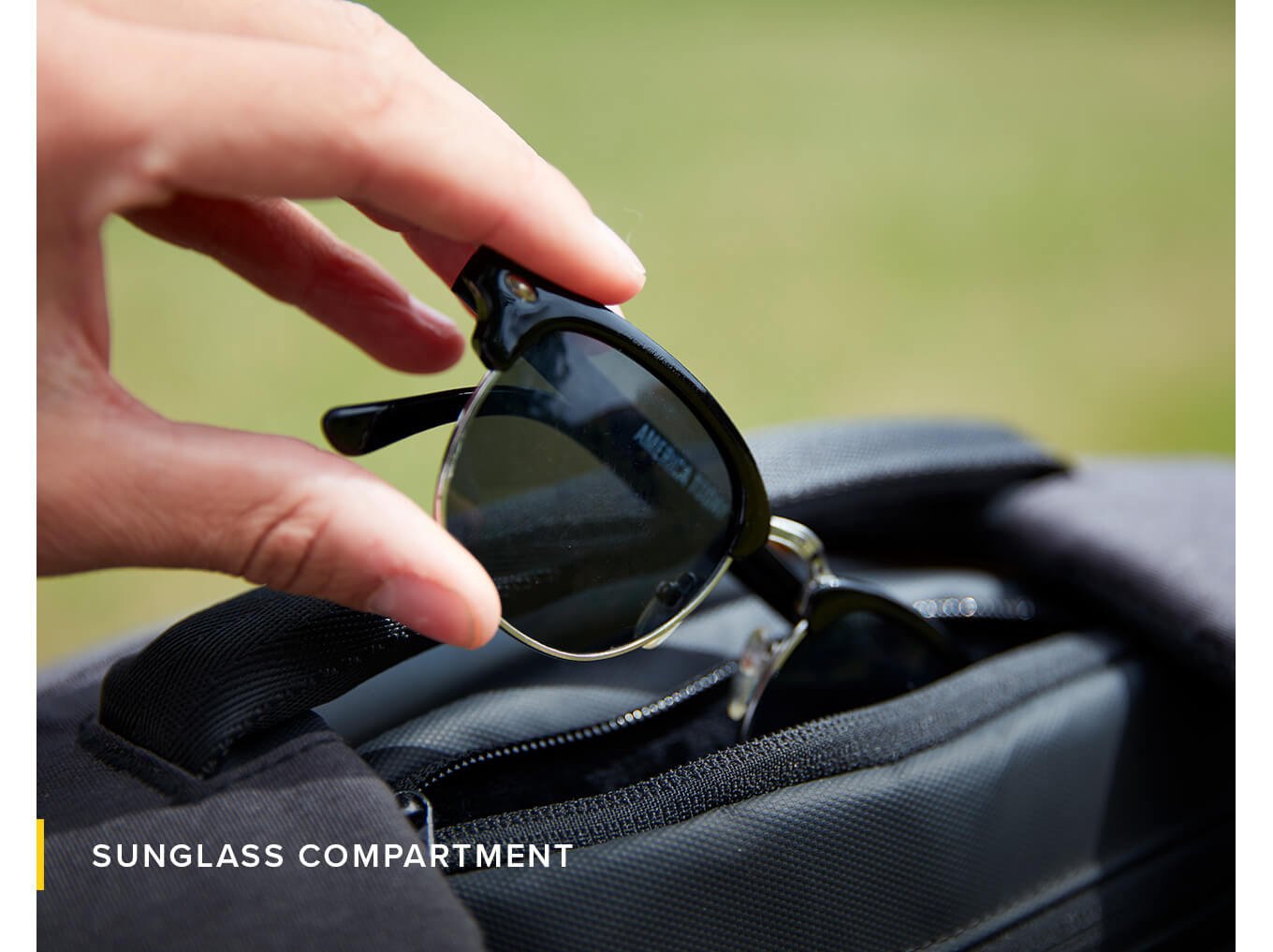 Numi-backpack-smart-travel-solar-sun-organisation-technical-powerbank-multipurpose-water resistant-safe