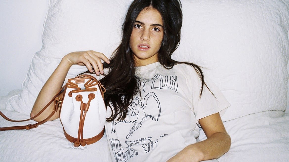 a Bucket bag with a unique style by Faustine Paris