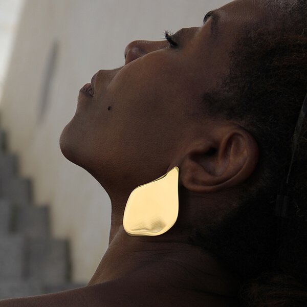 Discover sculptural demi-fine jewellery by Maramz