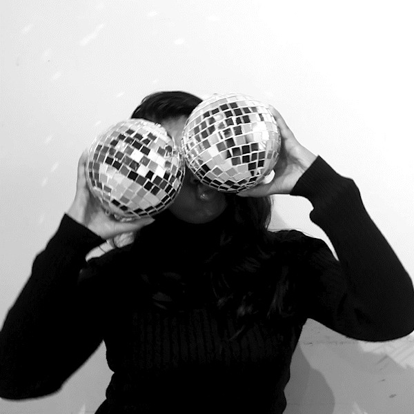 saloni_bw saloni_bw