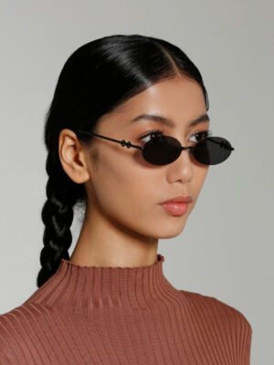 Karen Wazen Vicky - design reference